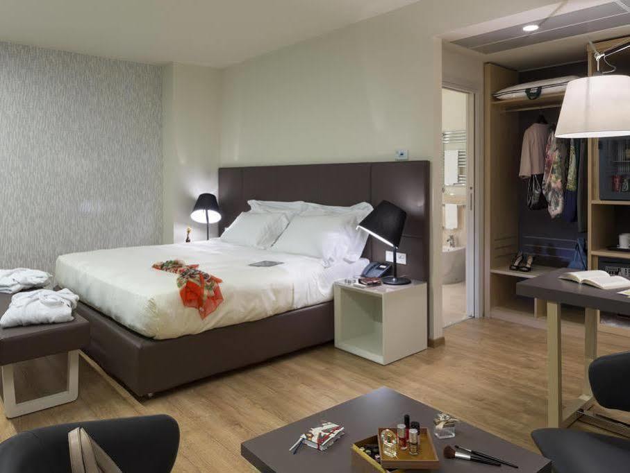 Una Hotels Century Milano Exterior photo